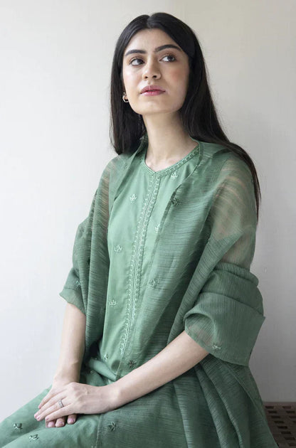 3PC Lawn Embroidered Shirt With Organza Embroidered Dupatta